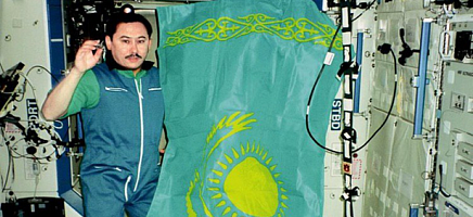 Флаг, герб и гимн: как создавались символы независимого Казахстана фото галереи 4